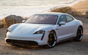 Porsche Taycan Turbo S 2019 года